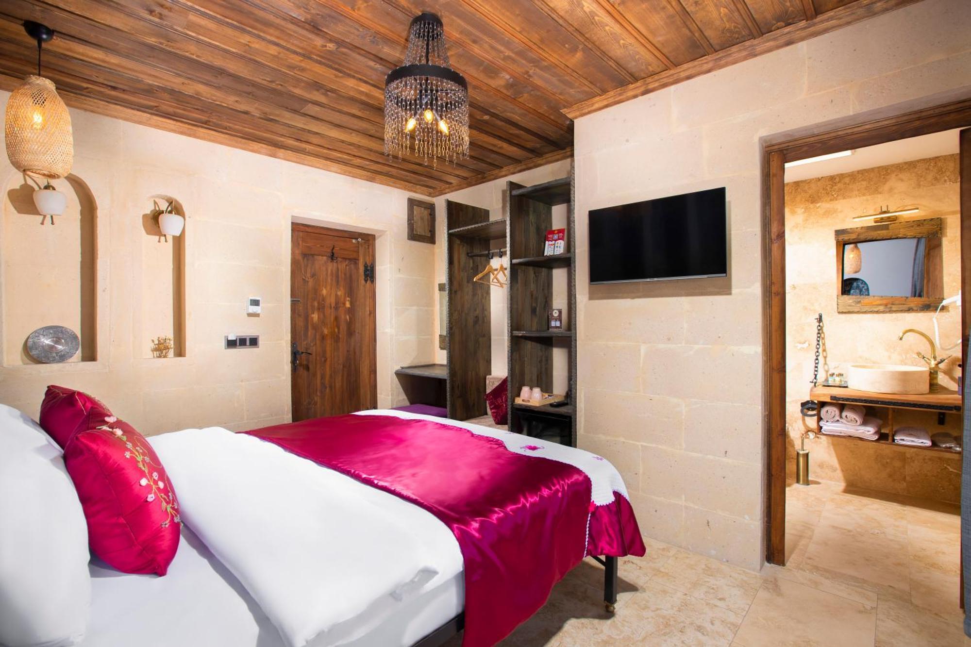 מלון אוצ'יסר Alika Castle House מראה חיצוני תמונה